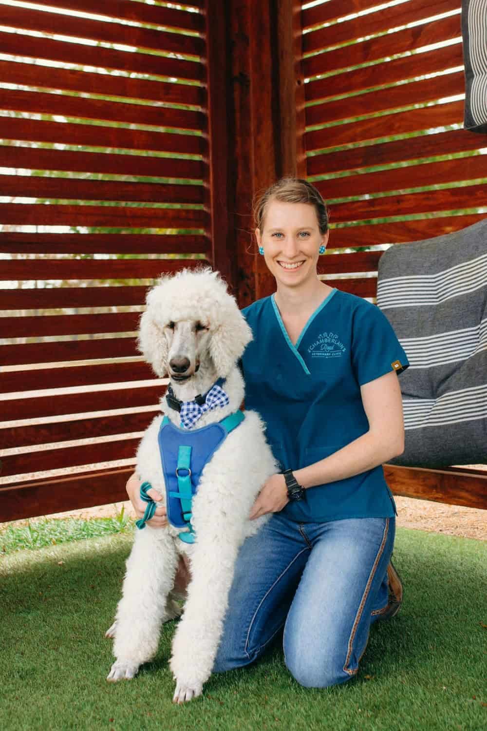 Nurse Cara (Veterinary Nurse)
